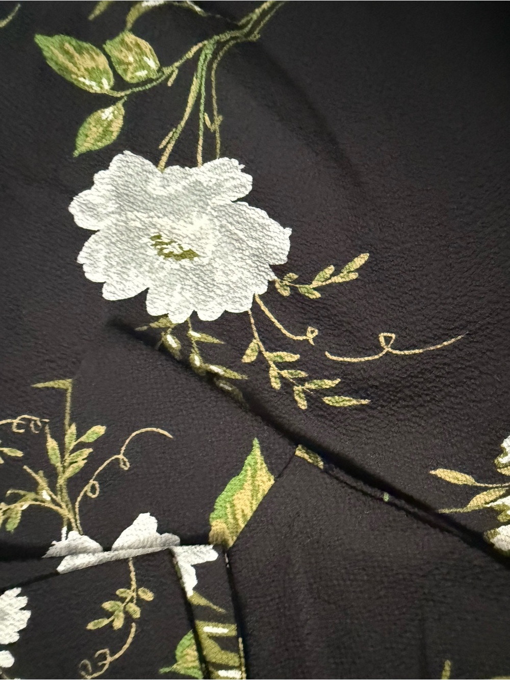 Fever Black Floral V-Neck Blouse - Picture 4 of 4